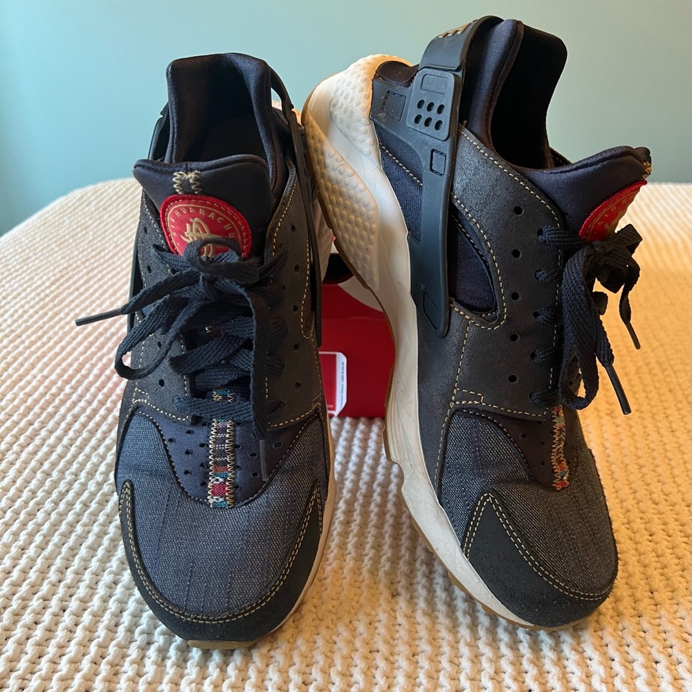 Nike Air Huarache Men’s Sneaker